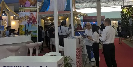 Hội chợ du lịch quốc tế lại 'rợp trời' vé máy bay giá rẻ ảnh 1